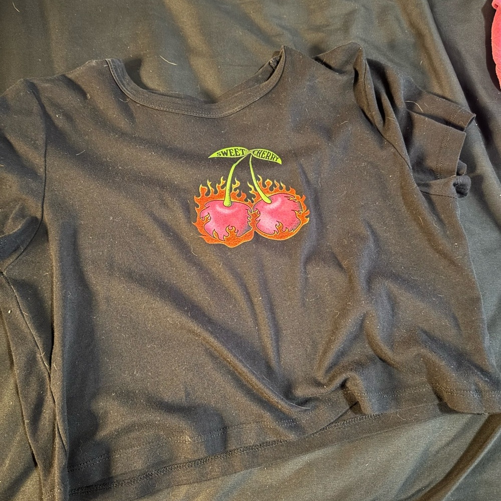 Y2K Sweet Cherry Flame Tee – PS/LA Los Angeles Graphic Baby Tee